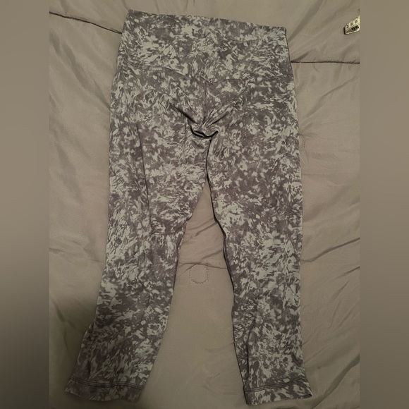 Lululemon Align Crop 21" Legging size 10 - Picture 5 of 5